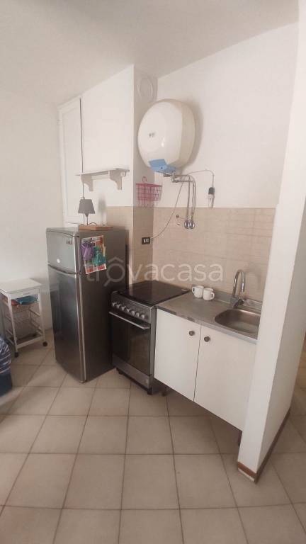 appartamento in vendita a Carrara in zona Marina di Carrara