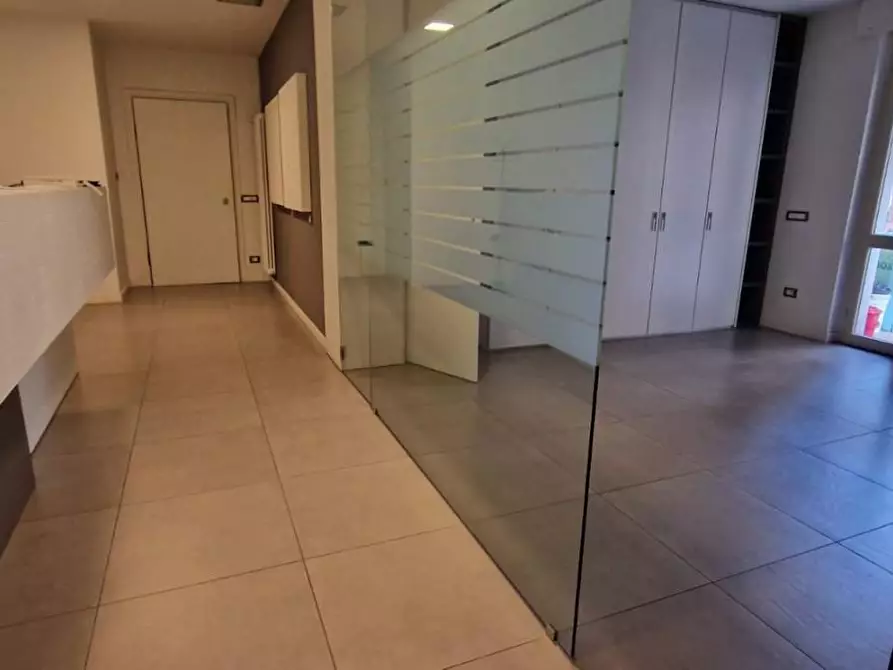 appartamento in vendita a Carrara in zona Marina di Carrara