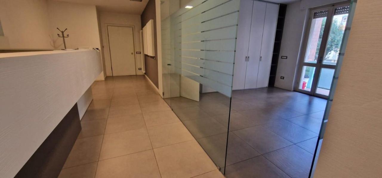 appartamento in vendita a Carrara in zona Marina di Carrara