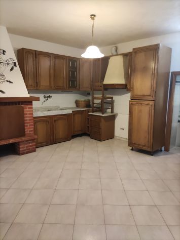 appartamento in vendita a Carrara in zona Gragnana