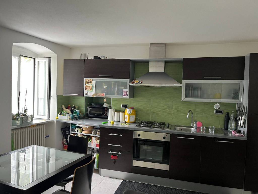 casa indipendente in vendita a Carrara in zona Gragnana