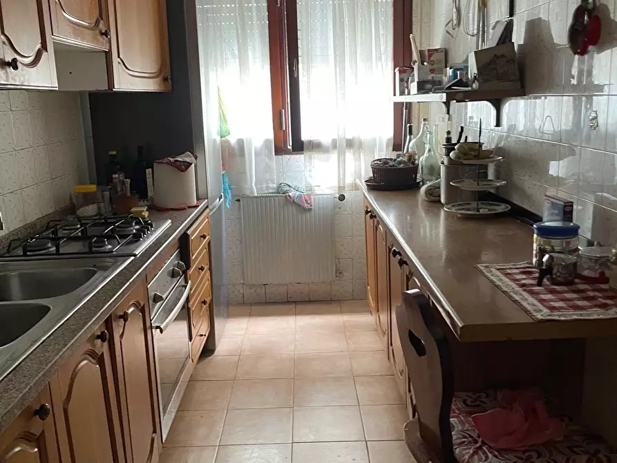 appartamento in vendita a Carrara in zona Marina di Carrara