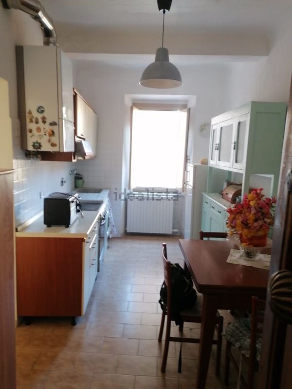 appartamento in vendita a Carrara in zona Centro Città