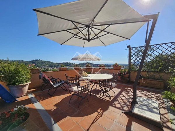 appartamento in vendita a Carrara in zona Nazzano