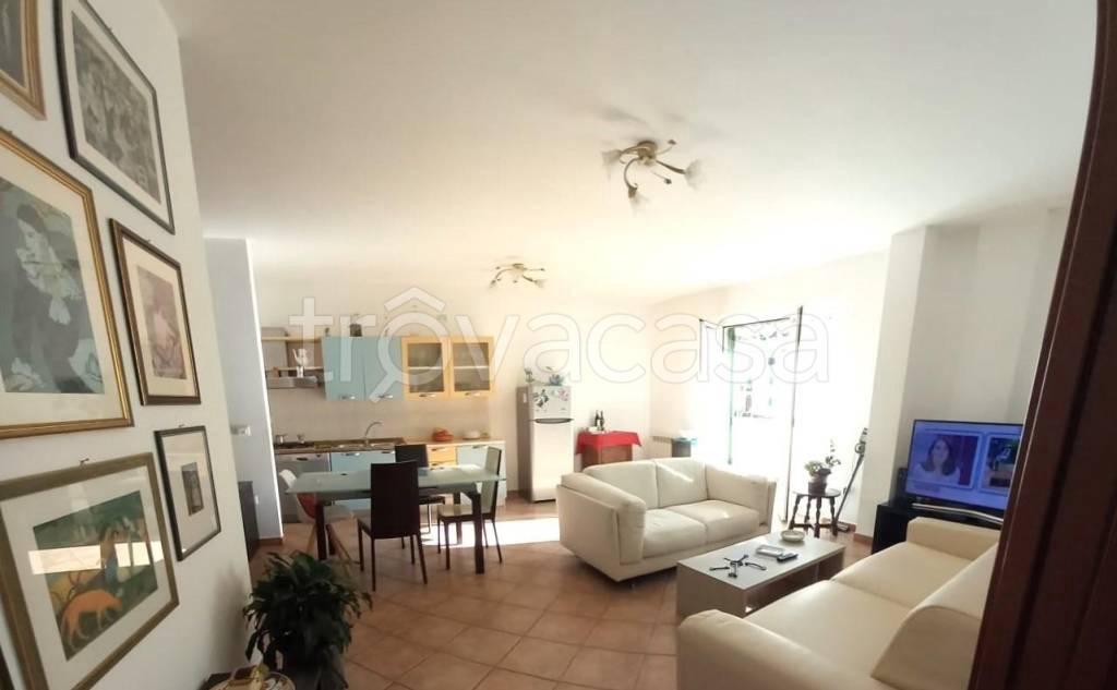 appartamento in vendita a Carrara in zona Centro Città
