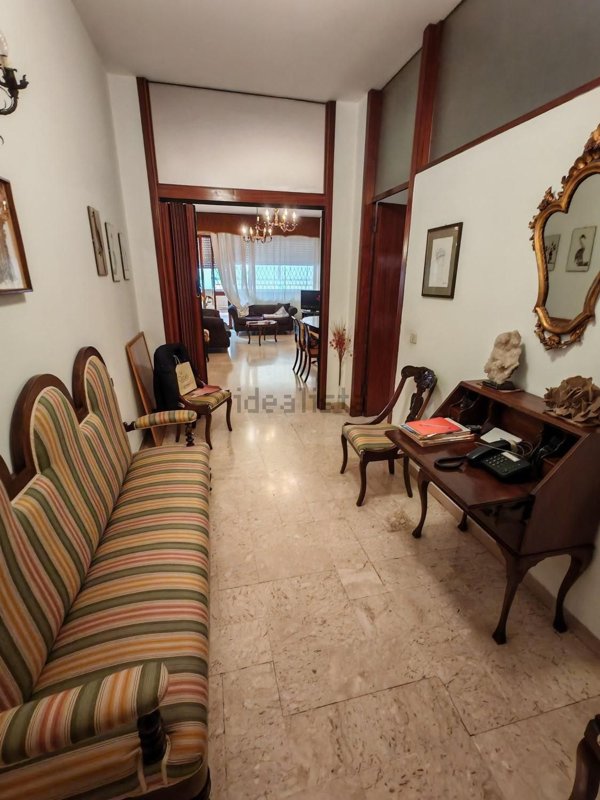 appartamento in vendita a Carrara in zona Marina di Carrara
