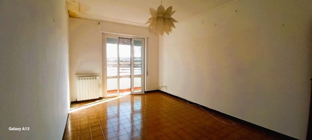 appartamento in vendita a Carrara in zona Marina di Carrara