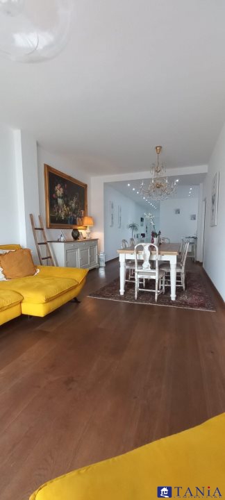 appartamento in vendita a Carrara in zona Marina di Carrara