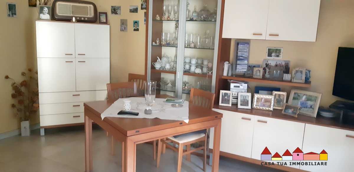 casa semindipendente in vendita a Carrara