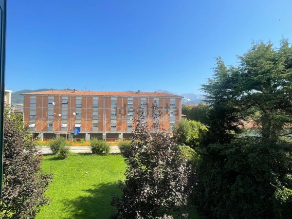 appartamento in vendita a Carrara