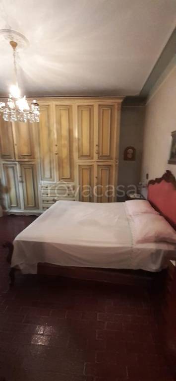 appartamento in vendita a Carrara in zona Fossola