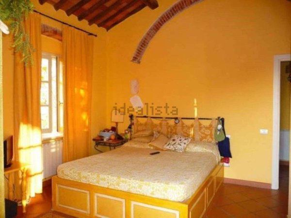 casa indipendente in vendita a Carrara in zona Nazzano