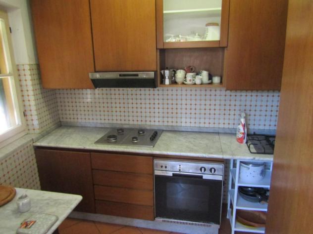appartamento in vendita a Carrara in zona Centro Città