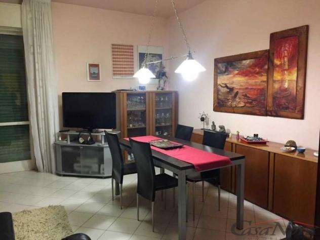 appartamento in vendita a Carrara in zona Marina di Carrara