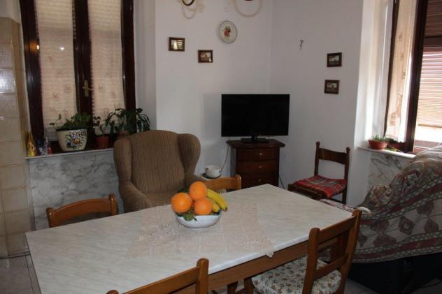 casa indipendente in vendita a Carrara in zona Bonascola