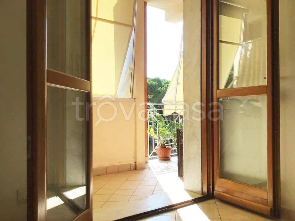 appartamento in vendita a Carrara in zona Centro Città