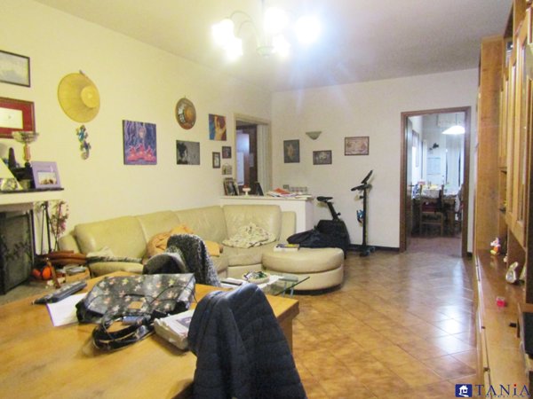 appartamento in vendita a Carrara in zona Avenza