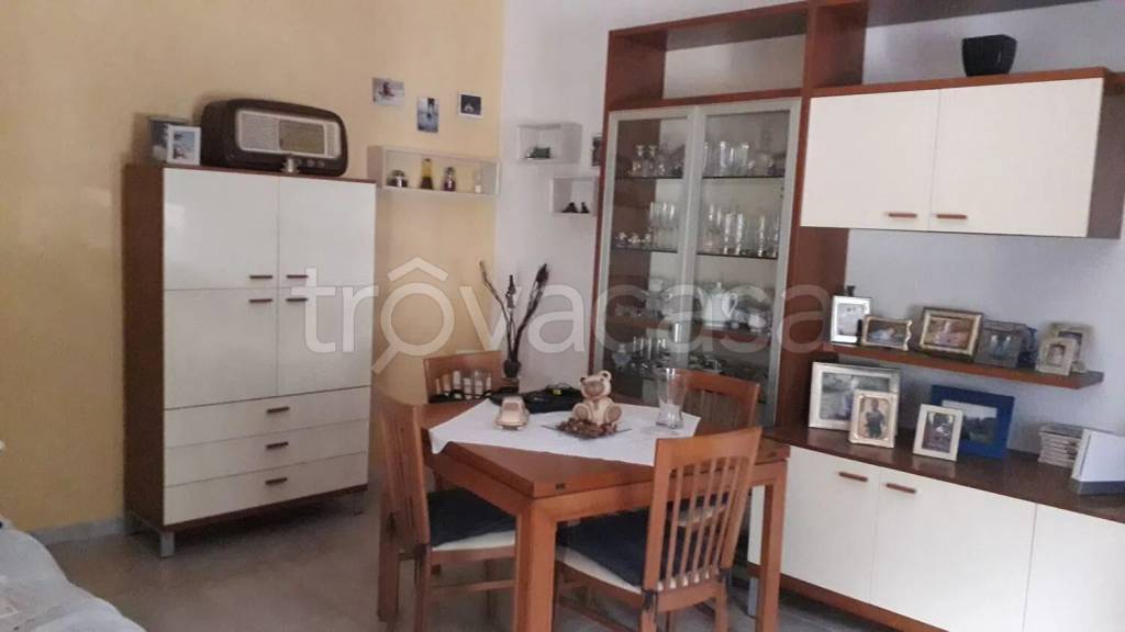 casa indipendente in vendita a Carrara in zona Centro Città