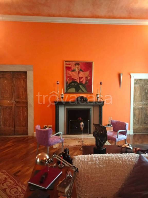 appartamento in vendita a Carrara in zona Centro Città
