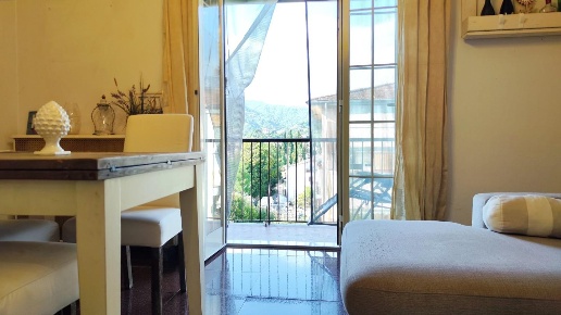 appartamento in vendita a Carrara in zona Marasio