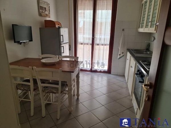 appartamento in vendita a Carrara in zona Marina di Carrara