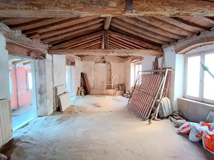 casa semindipendente in vendita a Carrara