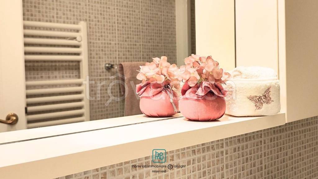 appartamento in vendita a Carrara in zona Marina di Carrara