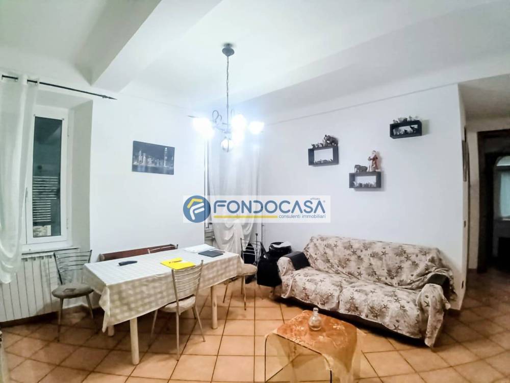 appartamento in vendita a Carrara in zona Centro Città