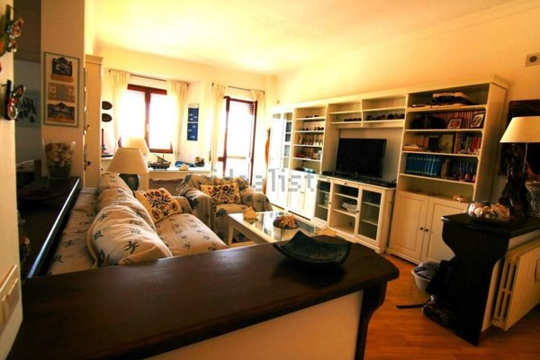 appartamento in vendita a Carrara in zona Centro Città