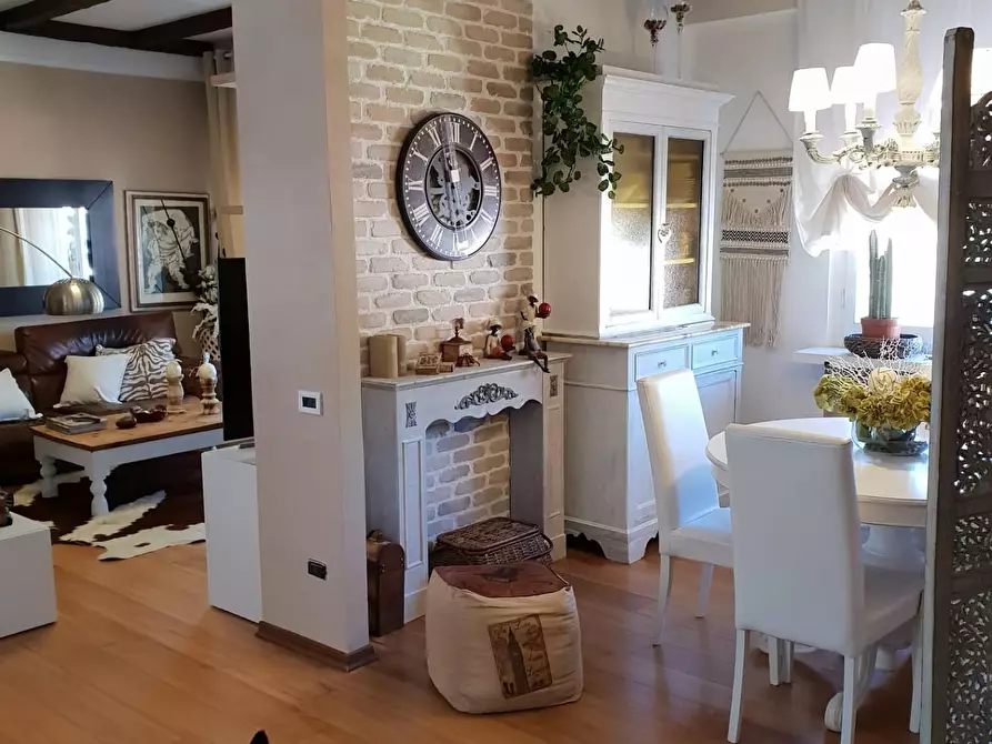 appartamento in vendita a Carrara in zona Centro Città