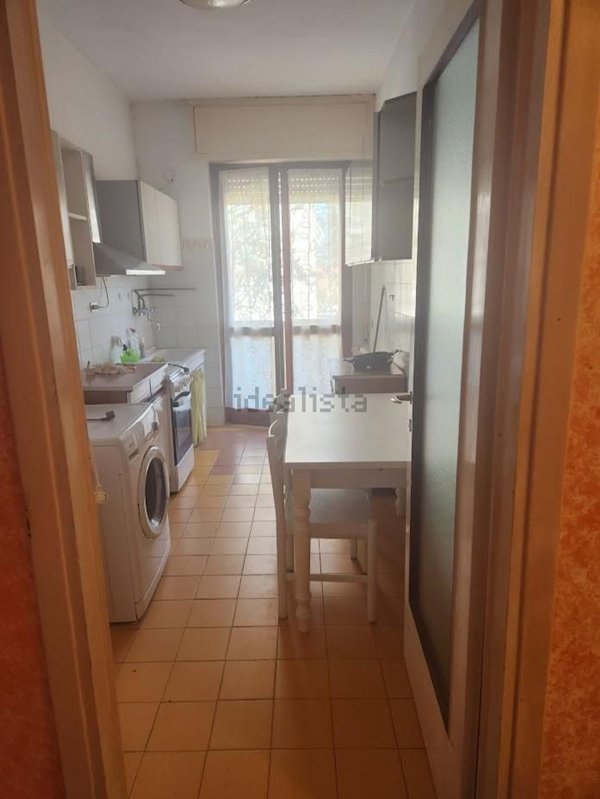 appartamento in vendita a Carrara in zona Marina di Carrara