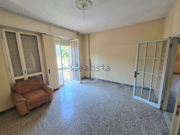 appartamento in vendita a Carrara in zona Codena