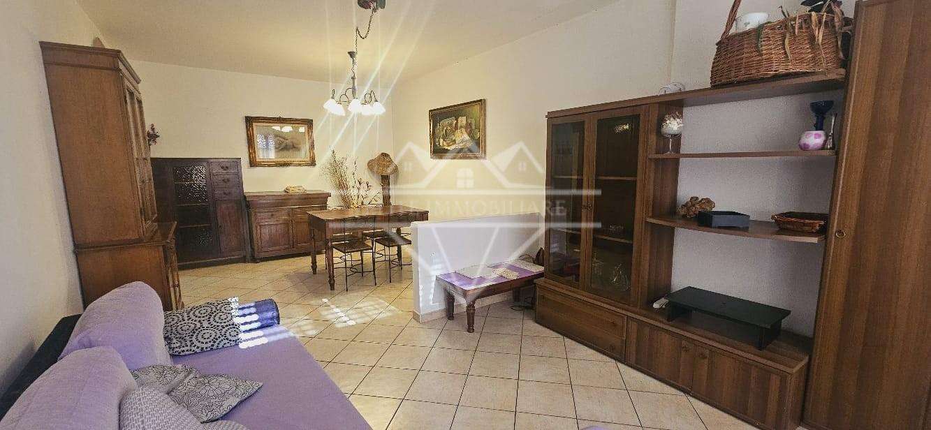 appartamento in vendita a Carrara in zona Centro Città