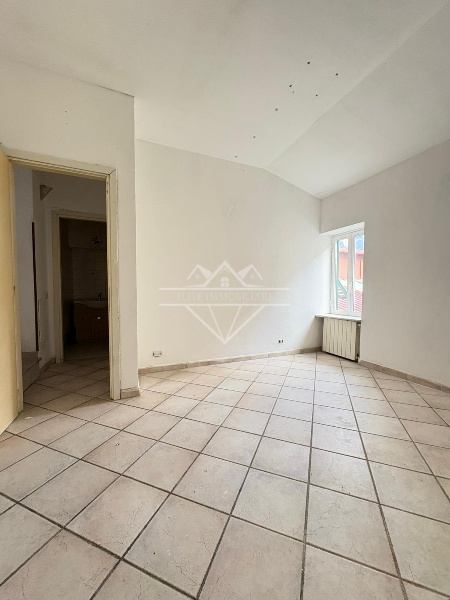 casa indipendente in vendita a Carrara in zona Stadio