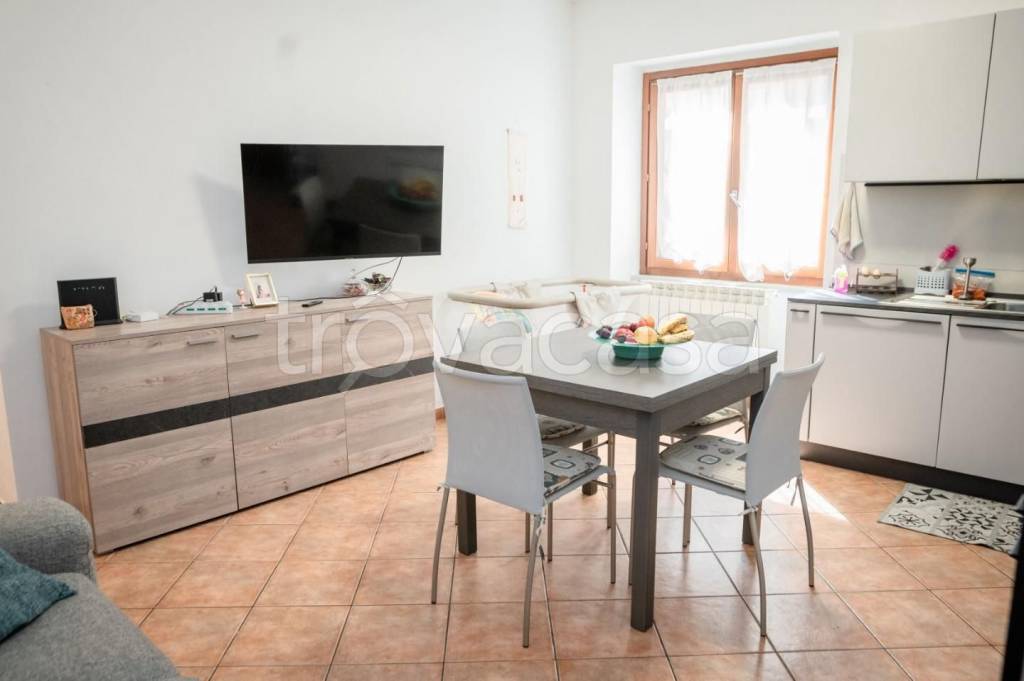 appartamento in vendita a Carrara in zona Centro Città