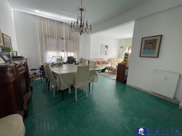 appartamento in vendita a Carrara in zona Marina di Carrara