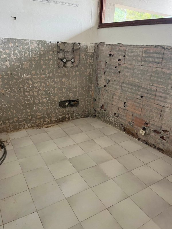 appartamento in vendita a Carrara in zona Stadio