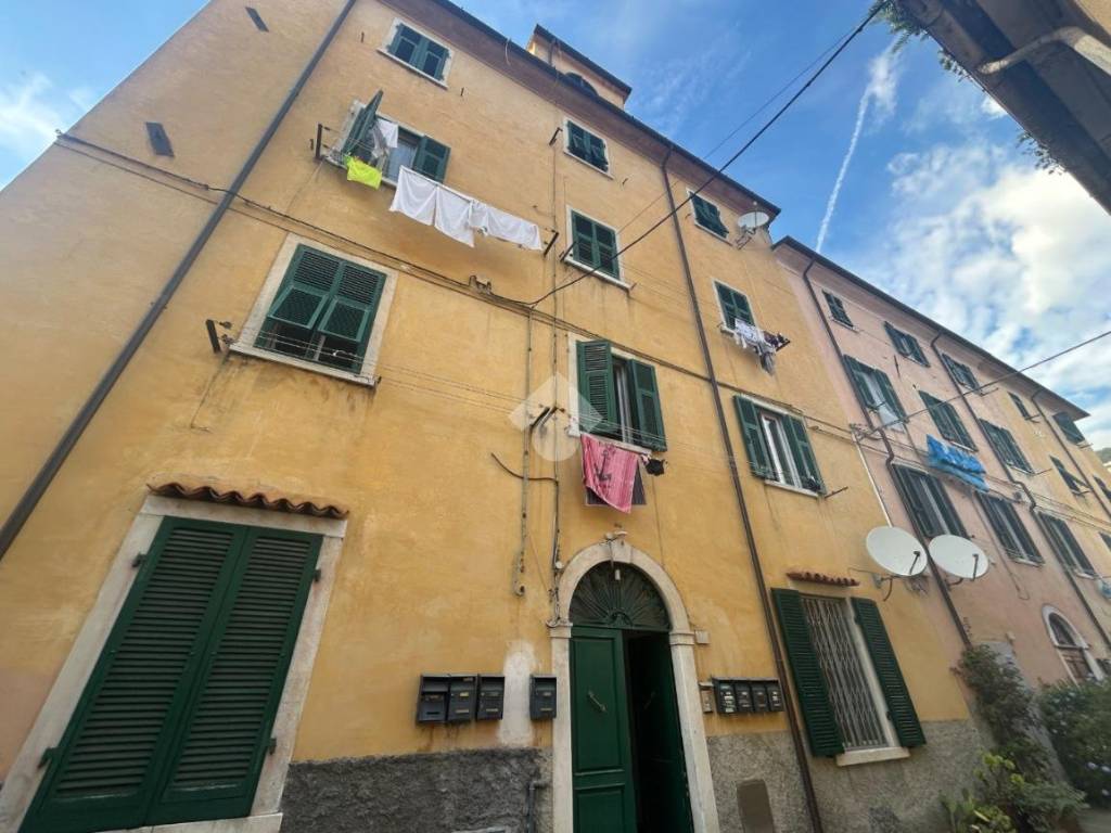 appartamento in vendita a Carrara in zona Centro Città