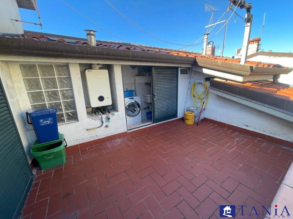 casa indipendente in vendita a Carrara in zona Marina di Carrara