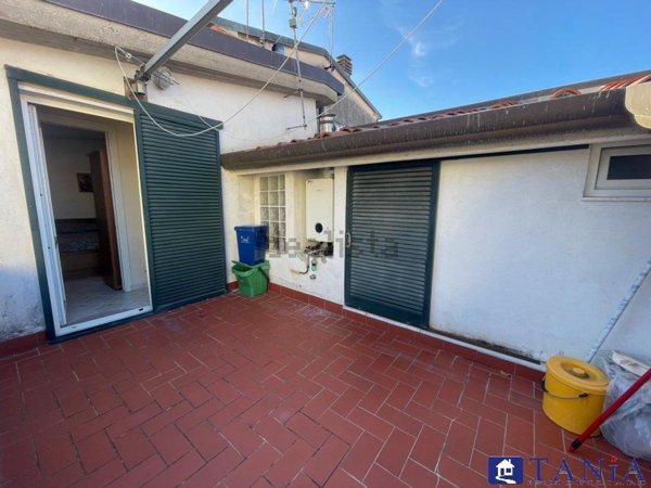 casa indipendente in vendita a Carrara in zona Marina di Carrara