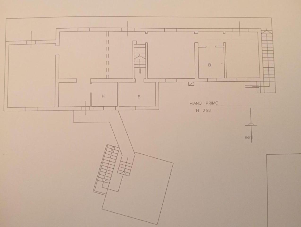 casa indipendente in vendita a Carrara in zona Battilana