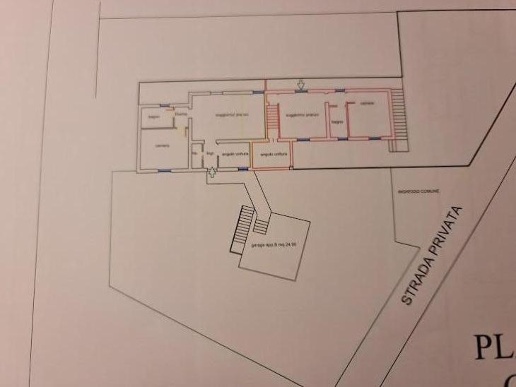 casa indipendente in vendita a Carrara in zona Battilana