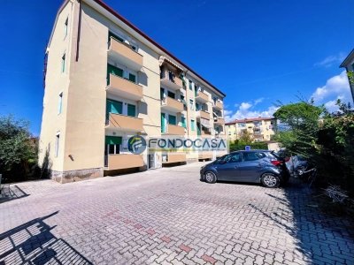 appartamento in vendita a Carrara