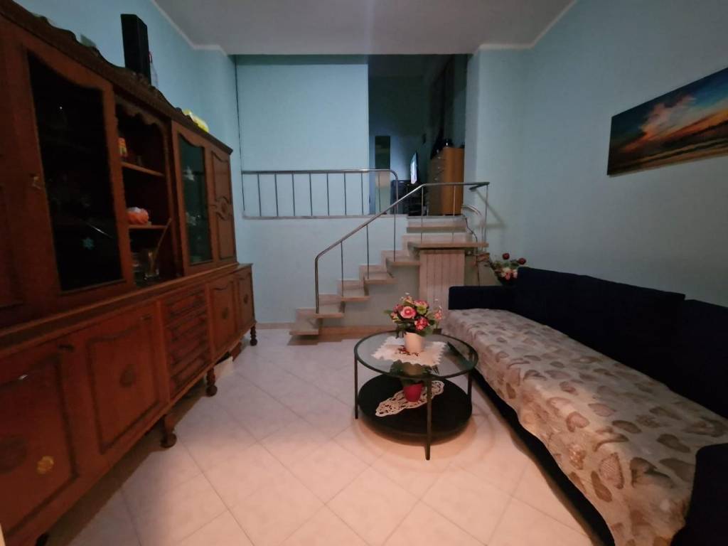 appartamento in vendita a Carrara in zona Centro Città