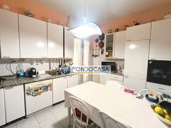 appartamento in vendita a Carrara in zona Marina di Carrara