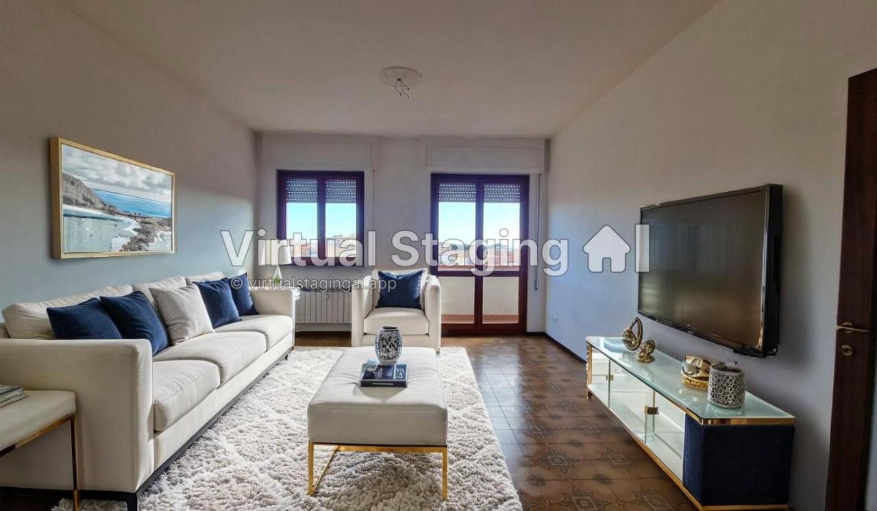 appartamento in vendita a Carrara in zona Marina di Carrara