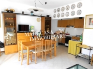 appartamento in vendita a Carrara in zona Marina di Carrara