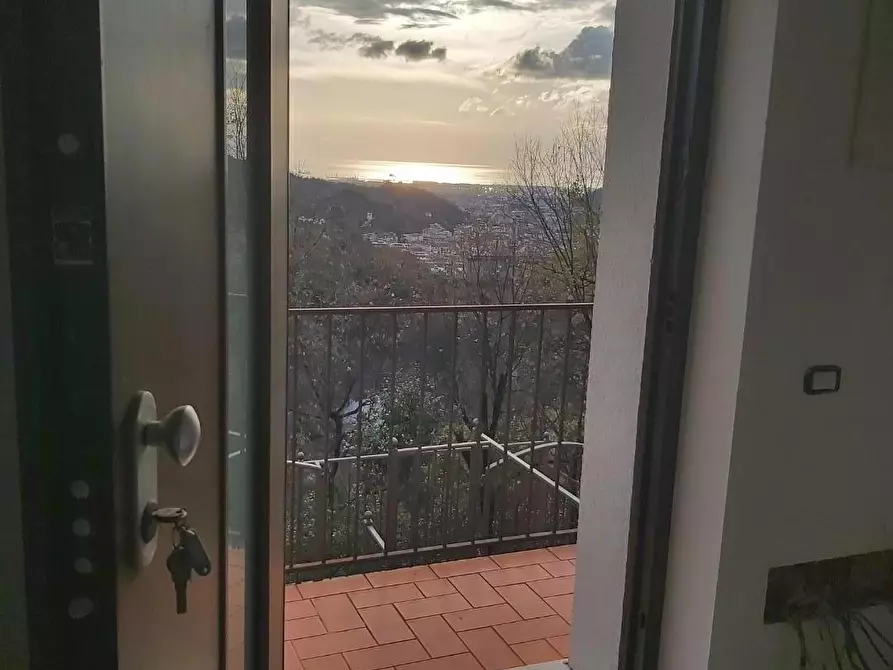 casa indipendente in vendita a Carrara in zona Miseglia