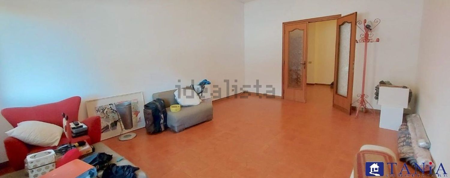 appartamento in vendita a Carrara in zona Avenza