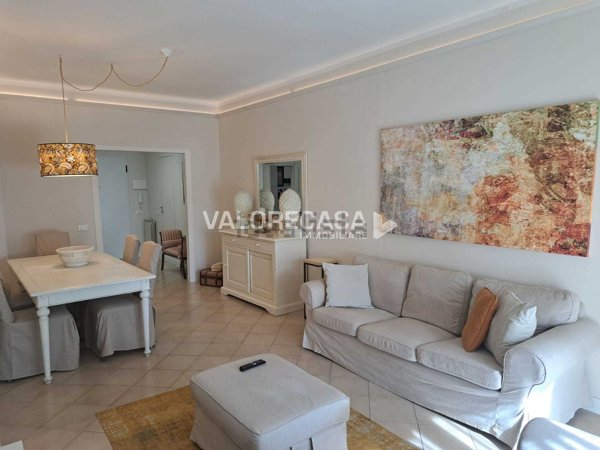 appartamento in vendita a Carrara in zona Avenza